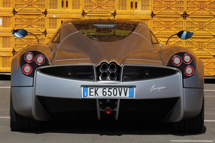  Pagani Huayra 2013 года  (фото 4 из 56)